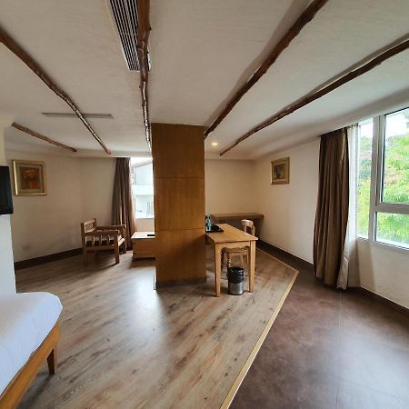 ศราวันฐิ สโรวร ปอร์ติโก Hotel บังกาลอร์ ภายนอก รูปภาพ