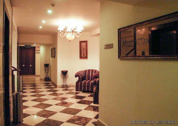 ศราวันฐิ สโรวร ปอร์ติโก Hotel บังกาลอร์ ภายนอก รูปภาพ