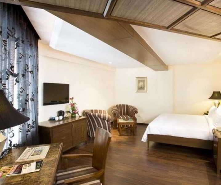 ศราวันฐิ สโรวร ปอร์ติโก Hotel บังกาลอร์ ภายนอก รูปภาพ
