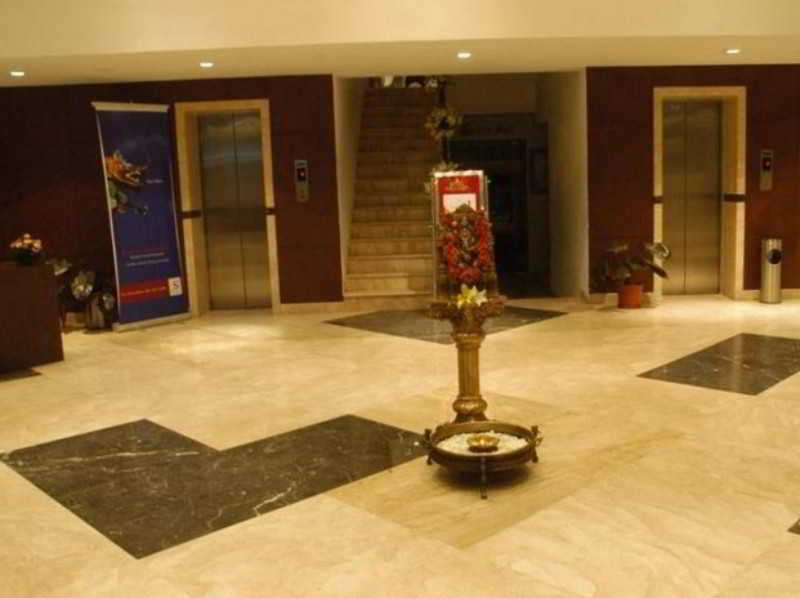 ศราวันฐิ สโรวร ปอร์ติโก Hotel บังกาลอร์ ภายนอก รูปภาพ
