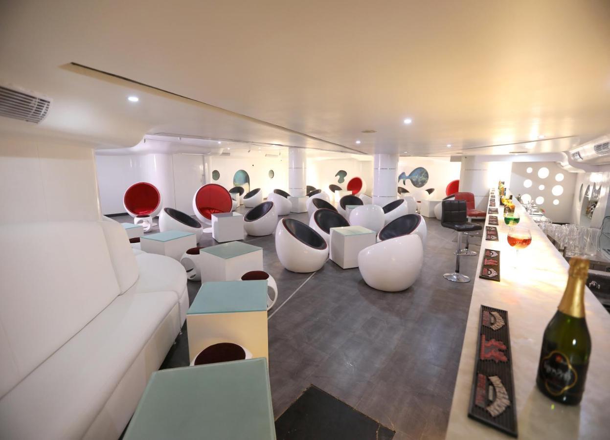 ศราวันฐิ สโรวร ปอร์ติโก Hotel บังกาลอร์ ภายนอก รูปภาพ